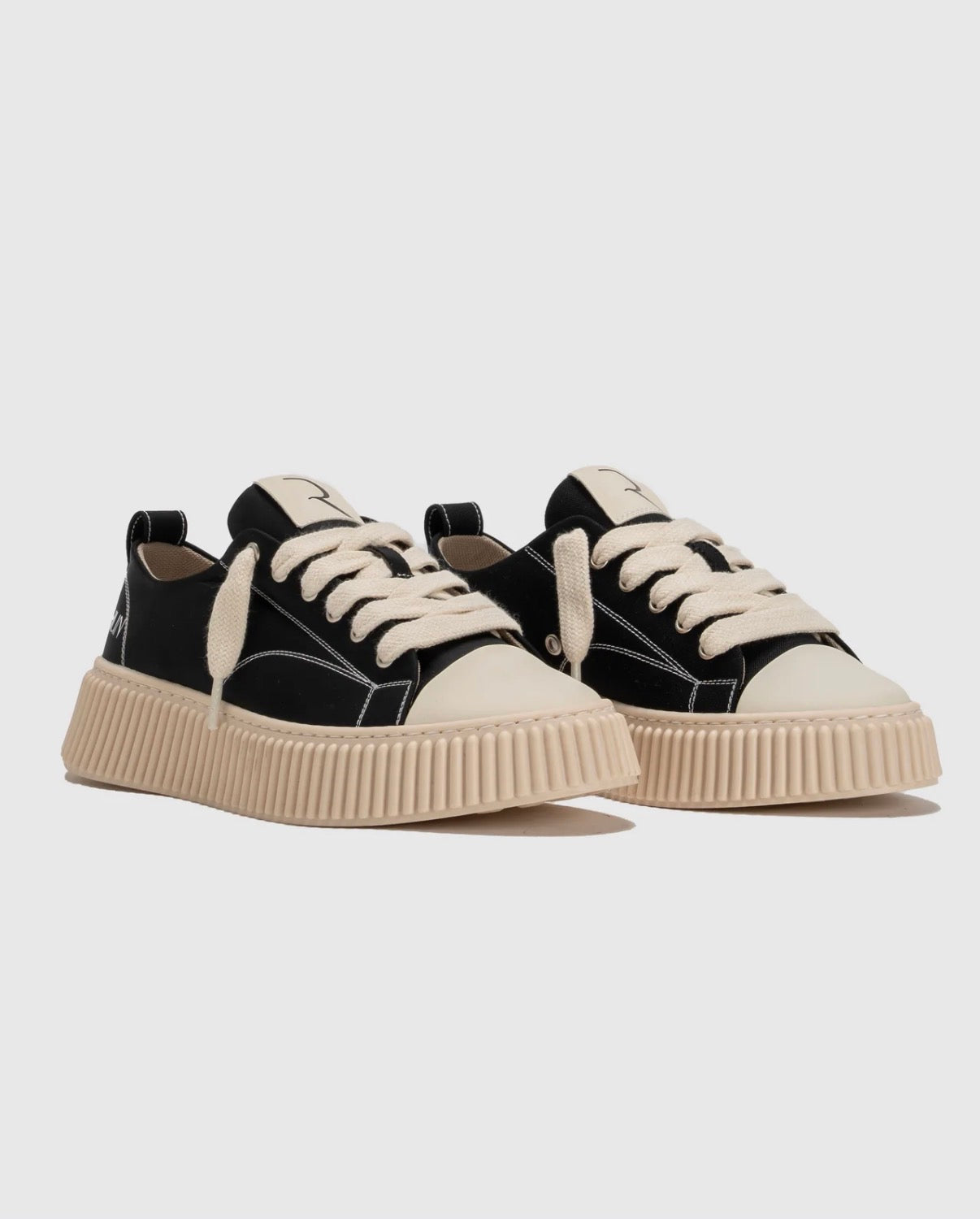 RHUN-Sneakers 2020 Treble black  nylon-נעלי רואן נילון שחור 2020