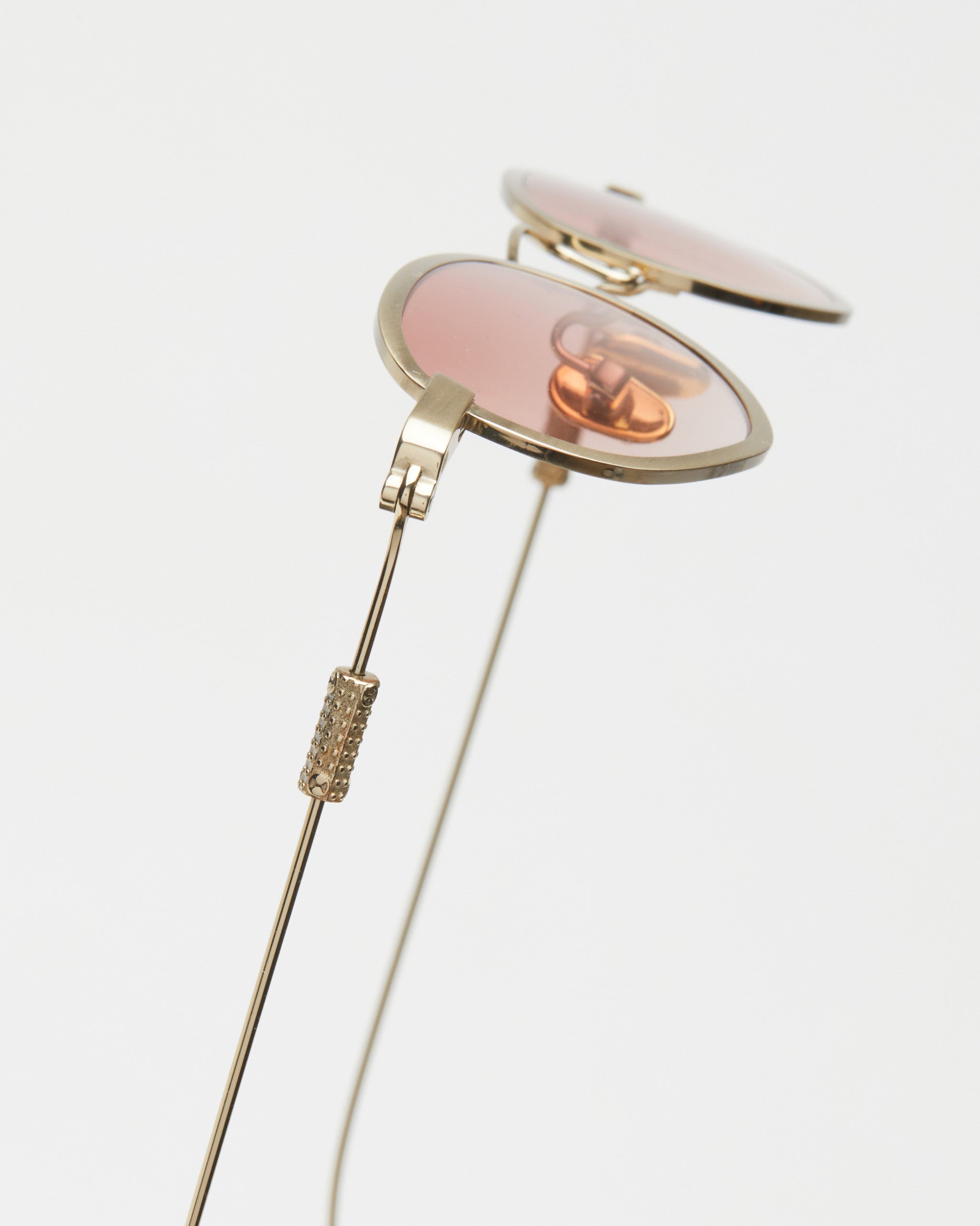 ARTUS SHON –– Bronze