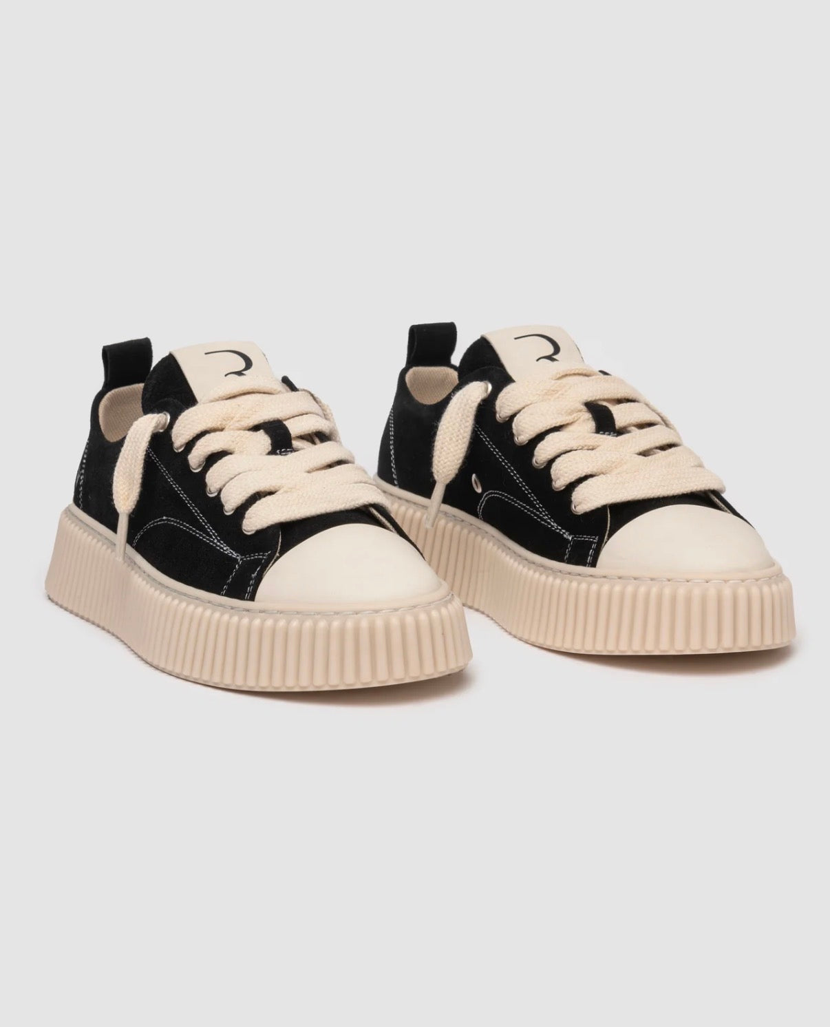 RHUN-Sneakers 2020 Treble black  Suede-נעלי רואן זמש שחור 2020