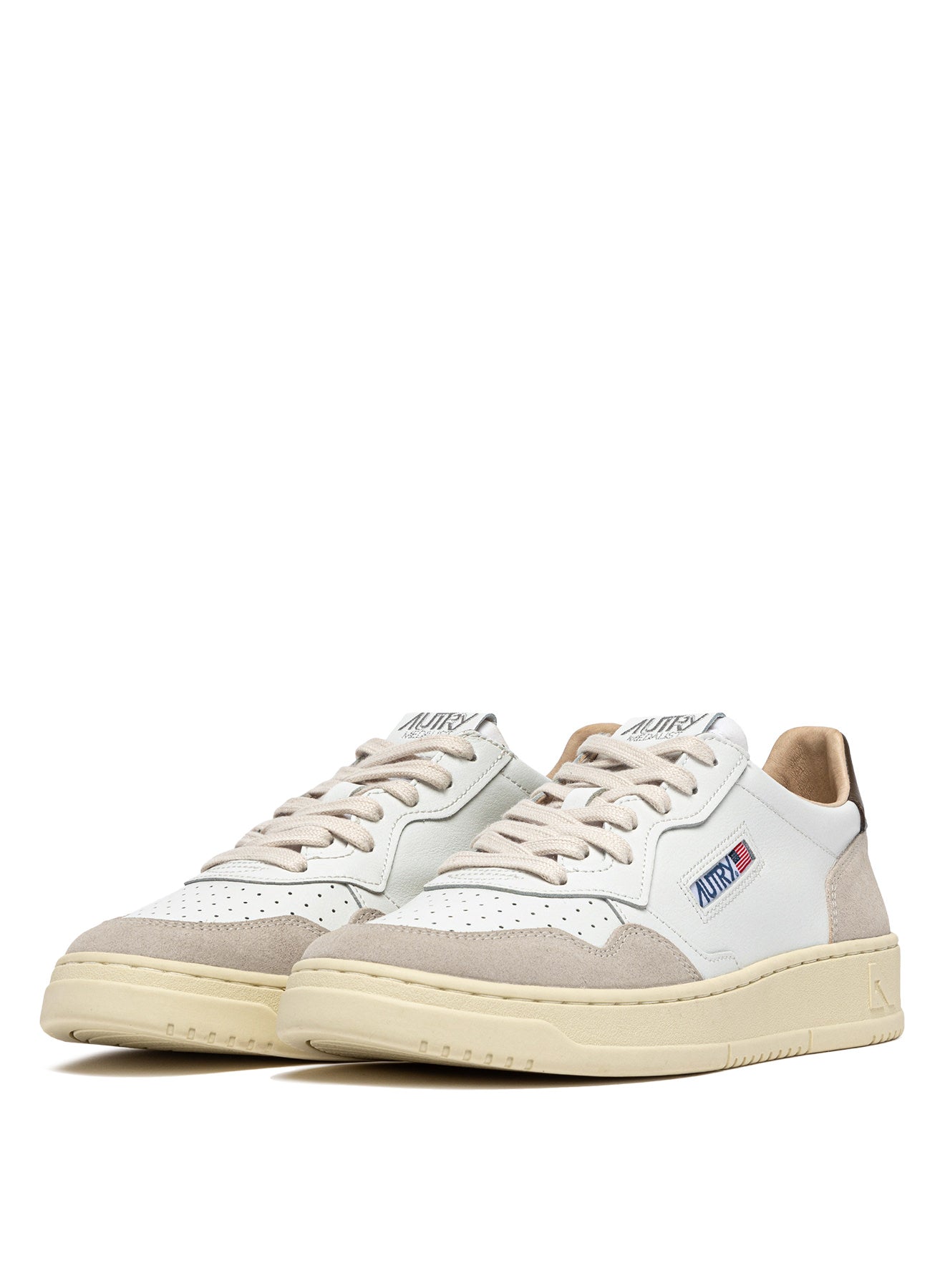 Autry LS15 – Medalist Low White / Beige Suede Sneakers | סניקרס Medalist