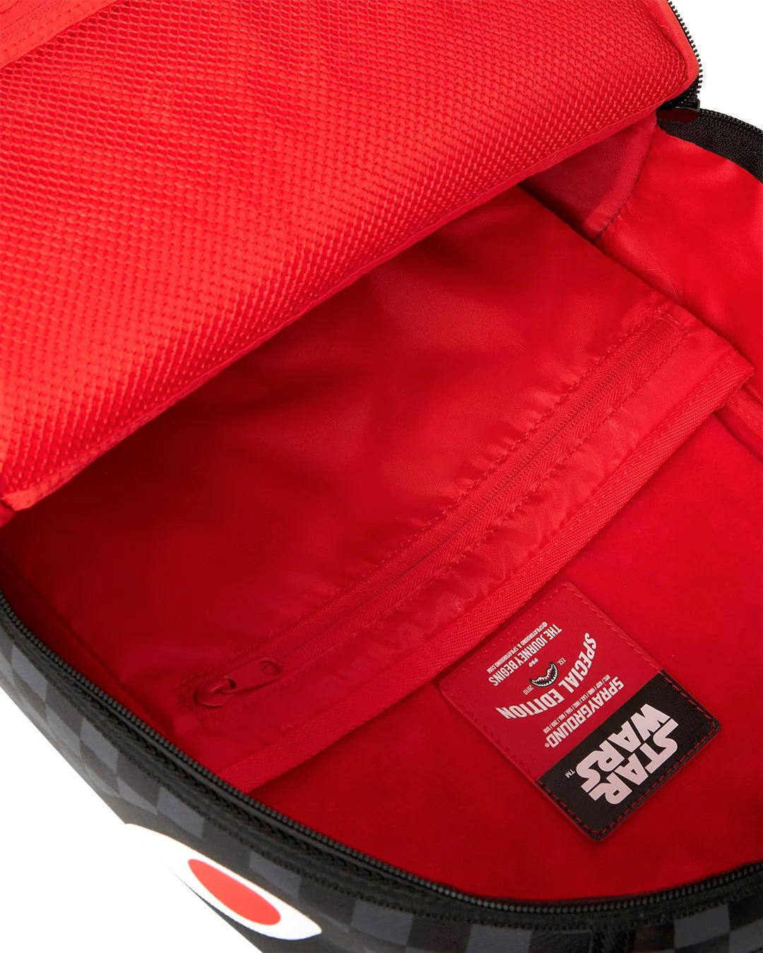 STAR WARS MANDO AND GROKU REVEAL BACKPACK